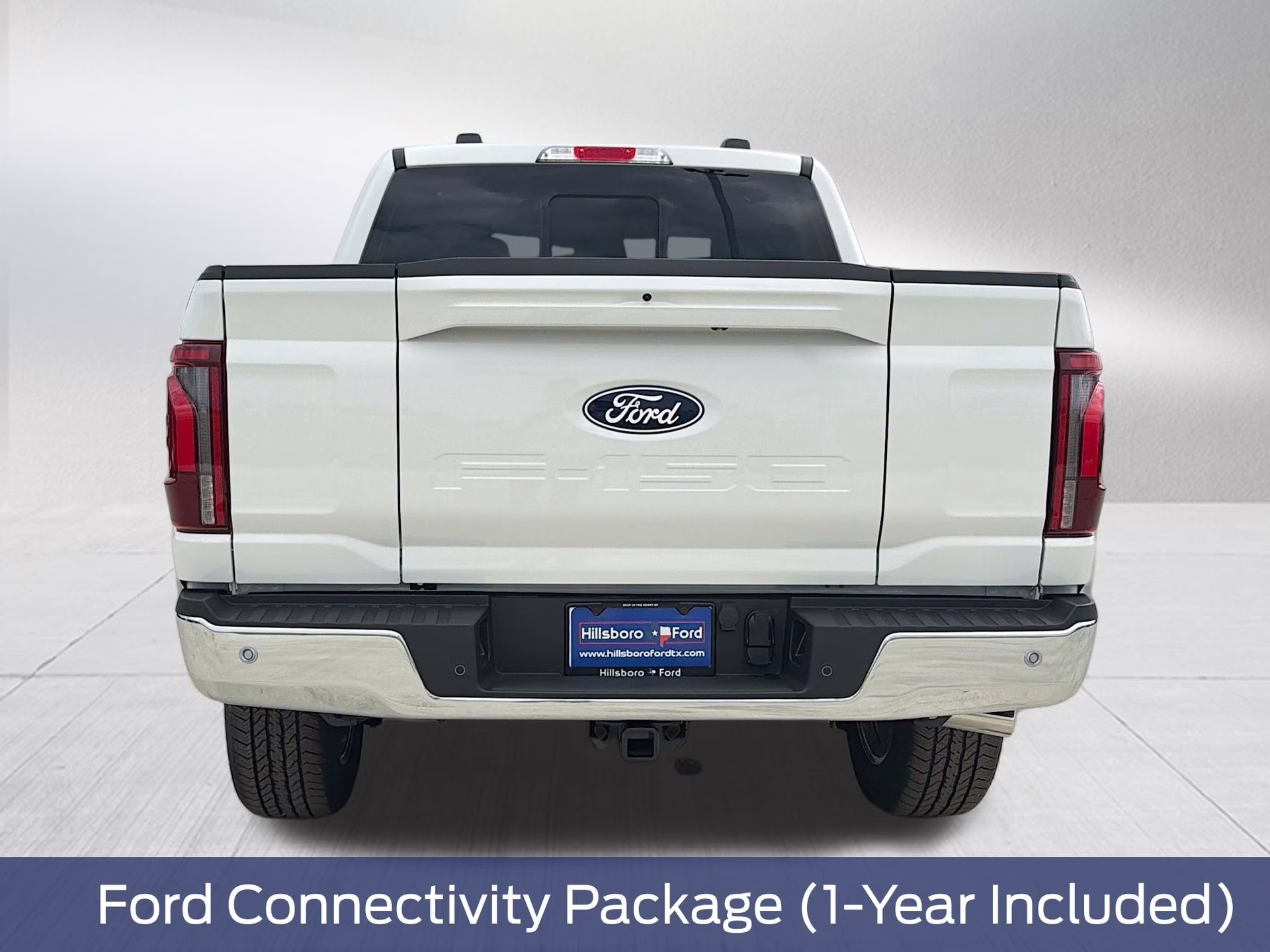 2026 Star White Metallic Tri-Coat Ford F-150 Lariat 4X4 Truck
