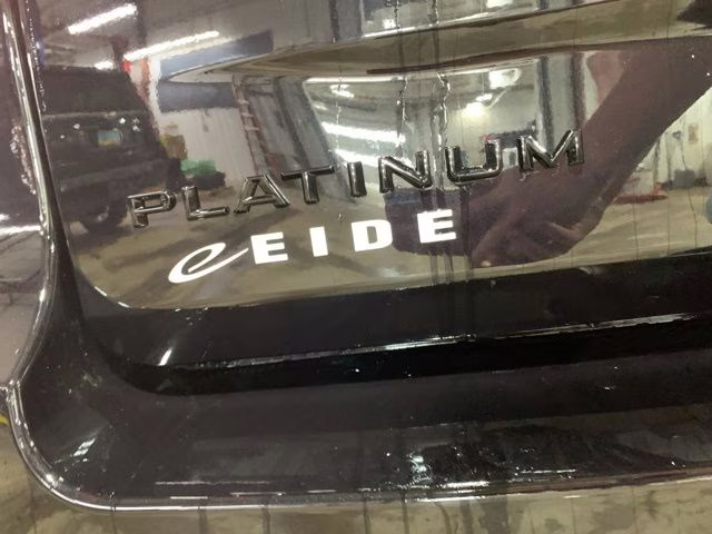 2026 Agate Black Metallic Ford Expedition Max Platinum 4X4 SUV