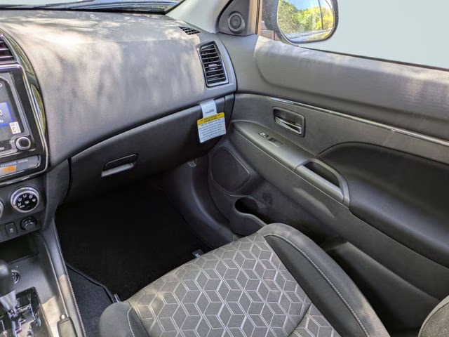 2026 Mitsubishi Outlander Sport 2.0 ES 4X4 SUV