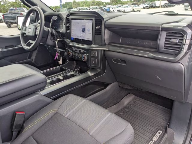 2025 White Metallic Ford F-150 STX 4X4 Truck