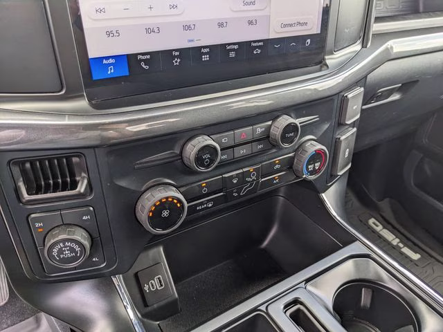 2025 White Metallic Ford F-150 STX 4X4 Truck