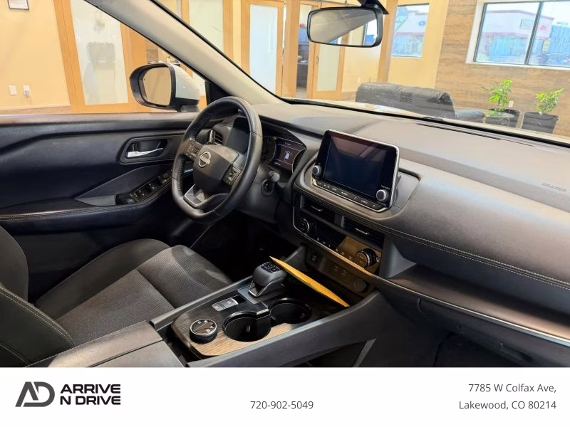 2025 Nissan Rogue SV Sport Utility 4D AWD