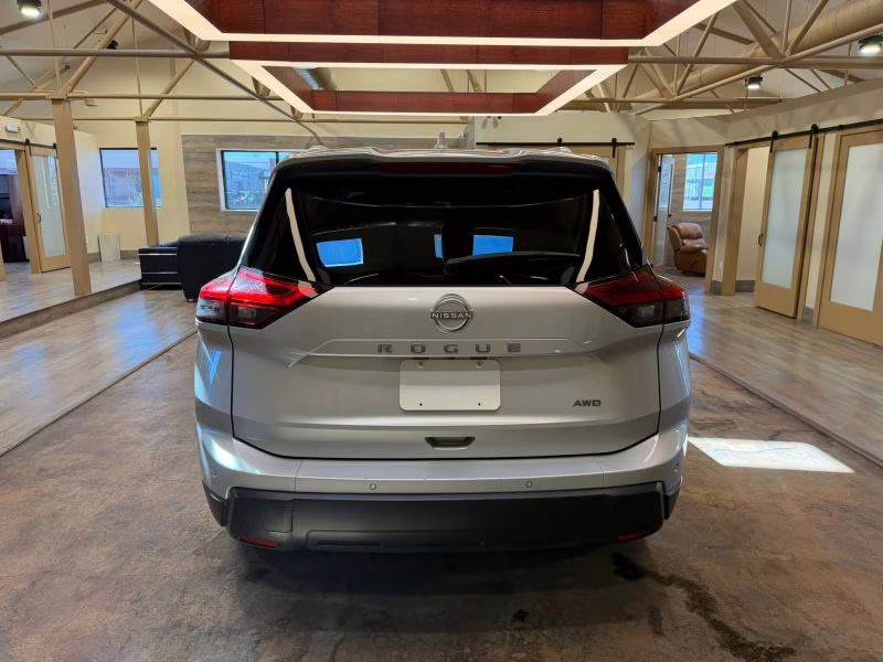 2025 Nissan Rogue SV Sport Utility 4D AWD