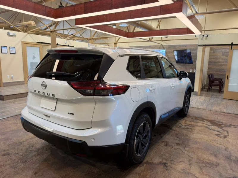 2025 Nissan Rogue SV Sport Utility 4D AWD