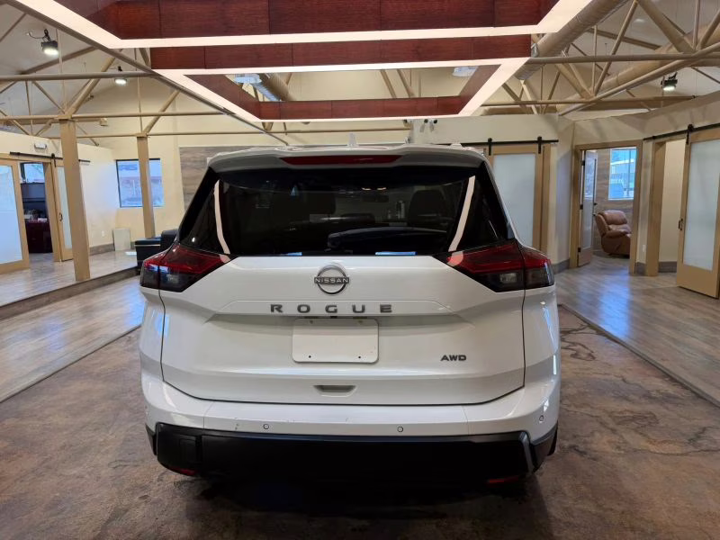2025 Nissan Rogue SV Sport Utility 4D AWD