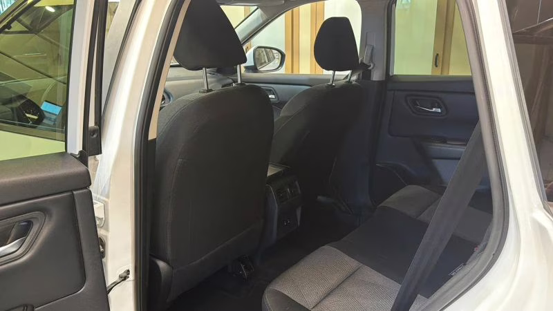 2025 Nissan Rogue SV Sport Utility 4D AWD