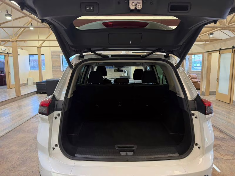 2025 Nissan Rogue SV Sport Utility 4D AWD
