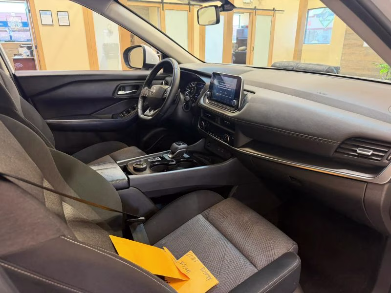 2025 Nissan Rogue SV Sport Utility 4D AWD