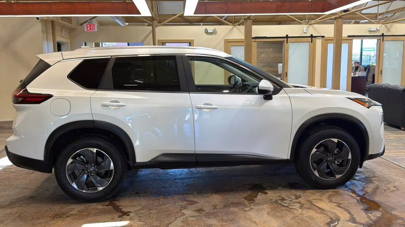 2025 Nissan Rogue SV Sport Utility 4D AWD