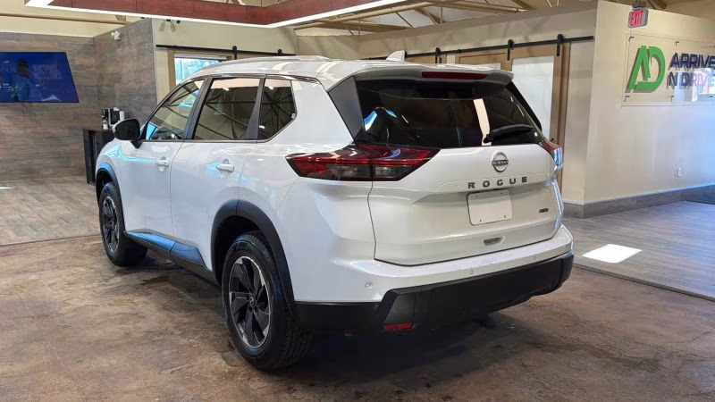 2025 Nissan Rogue SV Sport Utility 4D AWD