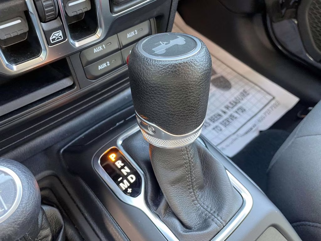 2022 Granite Crystal Metallic Clearcoat Jeep Wrangler Unlimited Sport Altitude 4X4 SUV