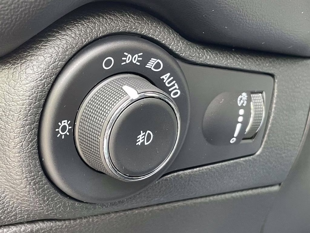 2022 DB Black Crystal Clearcoat Dodge Durango GT Plus AWD SUV