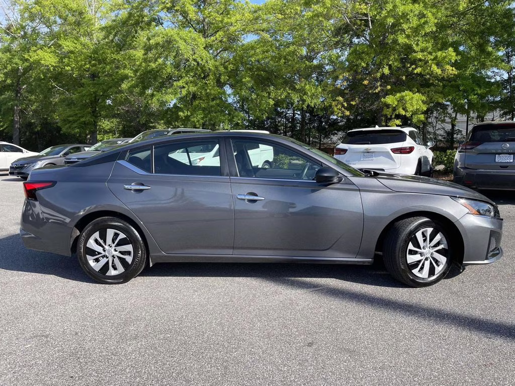 2025 Gun Metallic Nissan Altima 2.5 S FWD Sedan