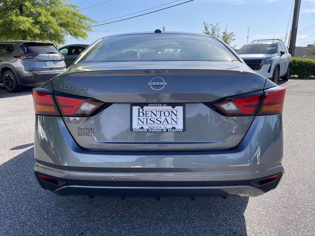2025 Gun Metallic Nissan Altima 2.5 S FWD Sedan