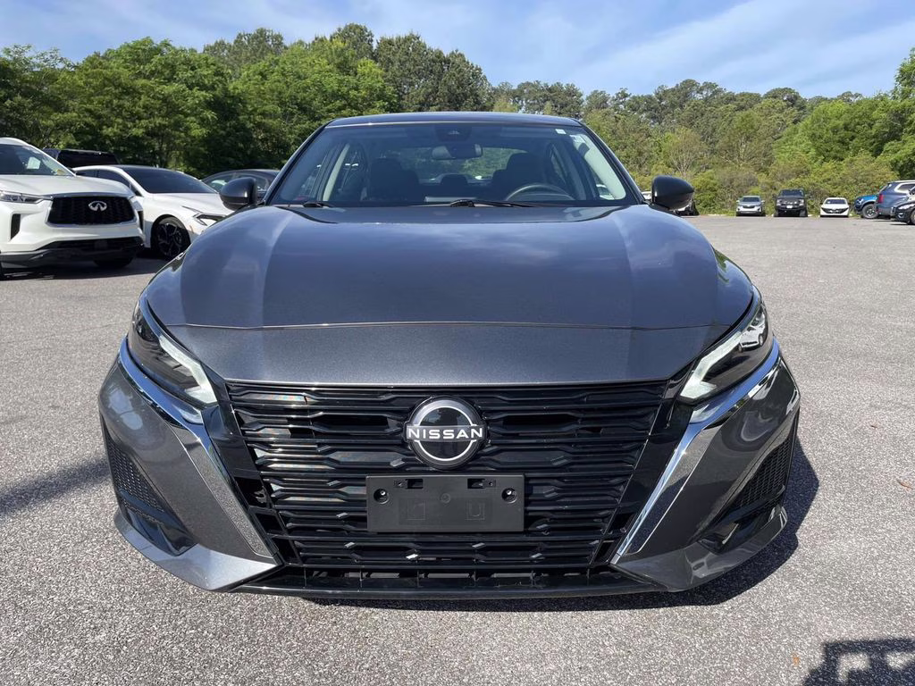 2025 Gun Metallic Nissan Altima 2.5 S FWD Sedan