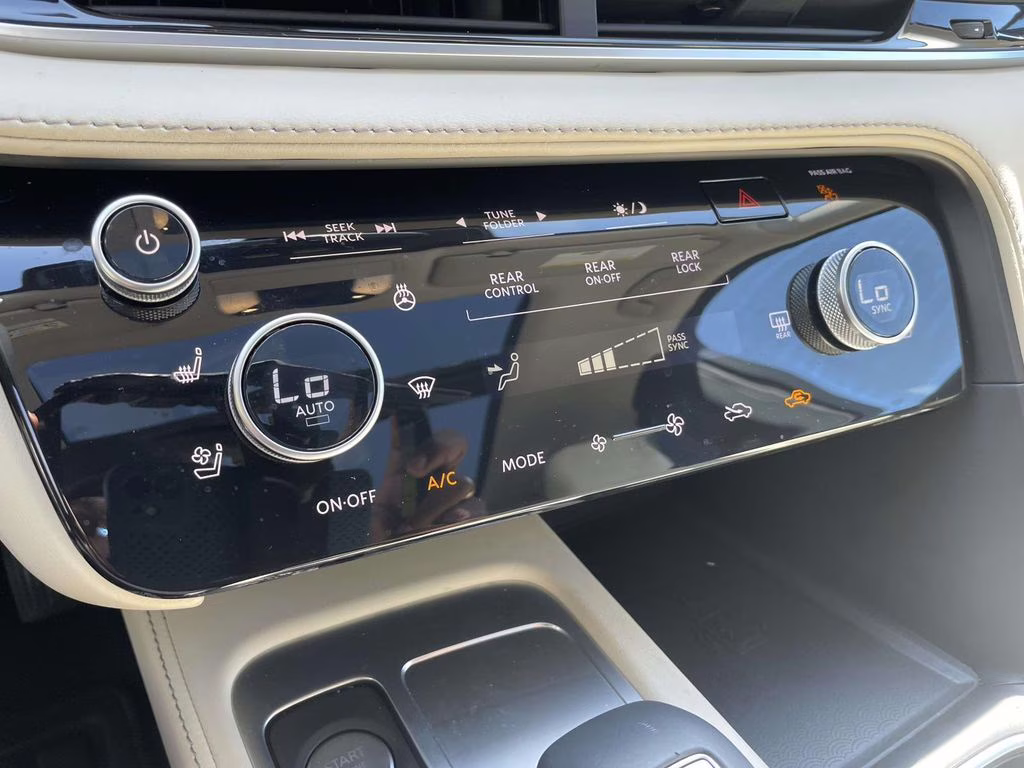 2025 Deep Bordeaux INFINITI QX60 LUXE AWD SUV