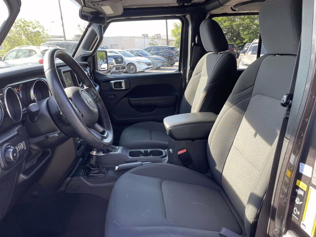 2022 Granite Crystal Metallic Clearcoat Jeep Wrangler Unlimited Sport Altitude 4X4 SUV