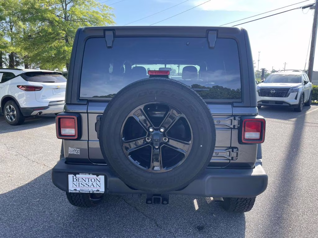 2022 Granite Crystal Metallic Clearcoat Jeep Wrangler Unlimited Sport Altitude 4X4 SUV