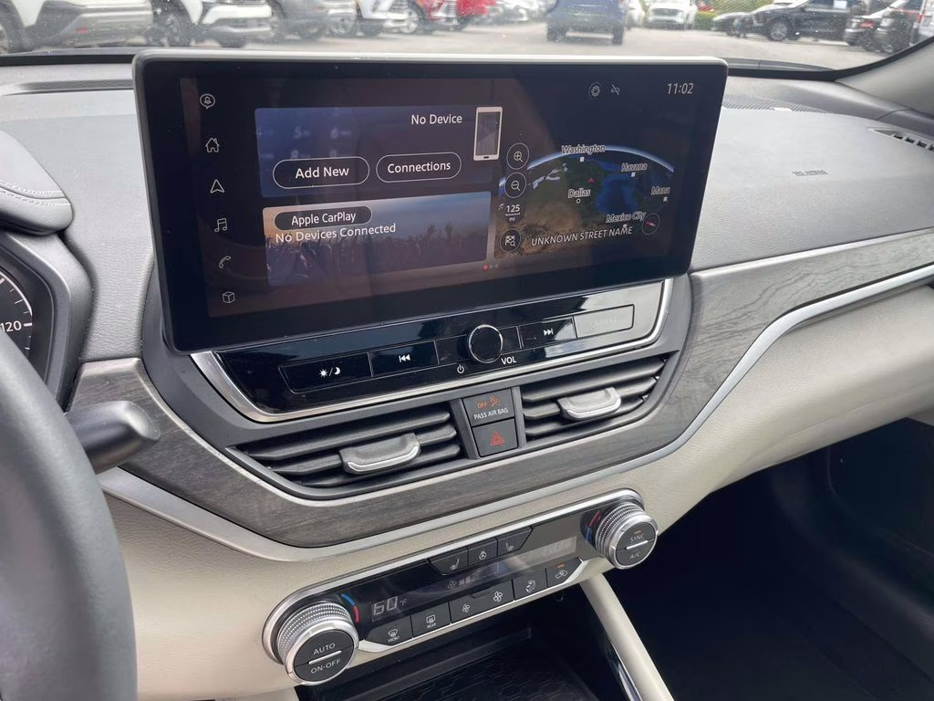 2025 Pearl White Tricoat Nissan Altima 2.5 SL AWD Sedan