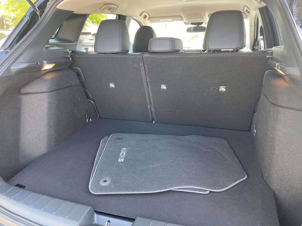 2025 Super Black Nissan Kicks SR AWD SUV