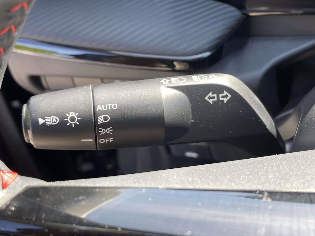 2025 Super Black Nissan Kicks SR AWD SUV