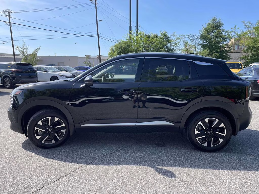 2025 Super Black Nissan Kicks SR AWD SUV