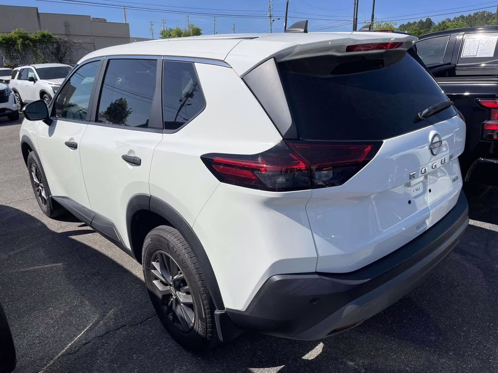 2023 Glacier White Nissan Rogue S AWD SUV