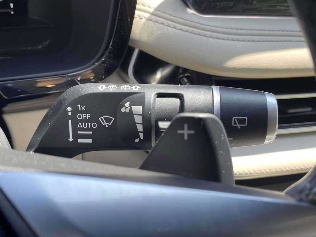 2023 Majestic White INFINITI QX60 LUXE AWD SUV