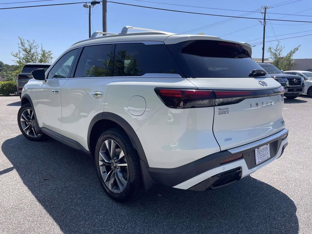 2023 Majestic White INFINITI QX60 LUXE AWD SUV