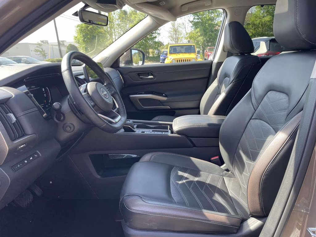 2024 Baja Storm Nissan Pathfinder Platinum FWD SUV