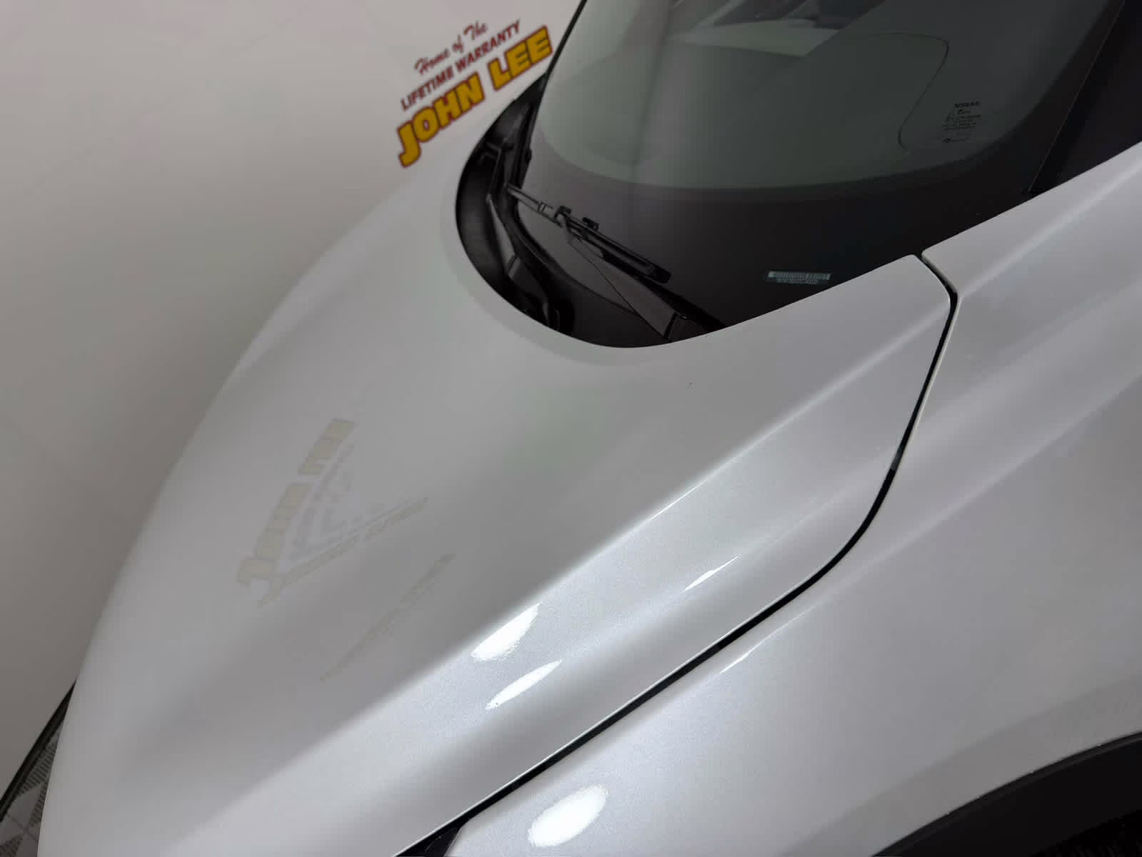 2026 Everest White Pearl Tricoat Nissan Rogue Dark Armor FWD SUV