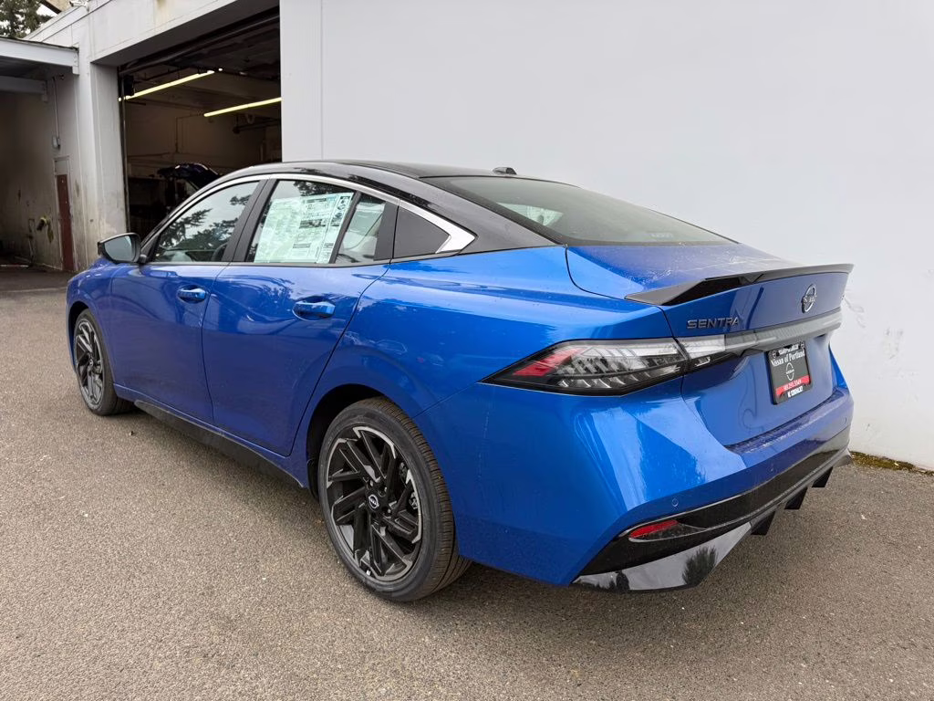 2026 Bluestone Pearl/Super Blk Nissan Sentra SR FWD Sedan