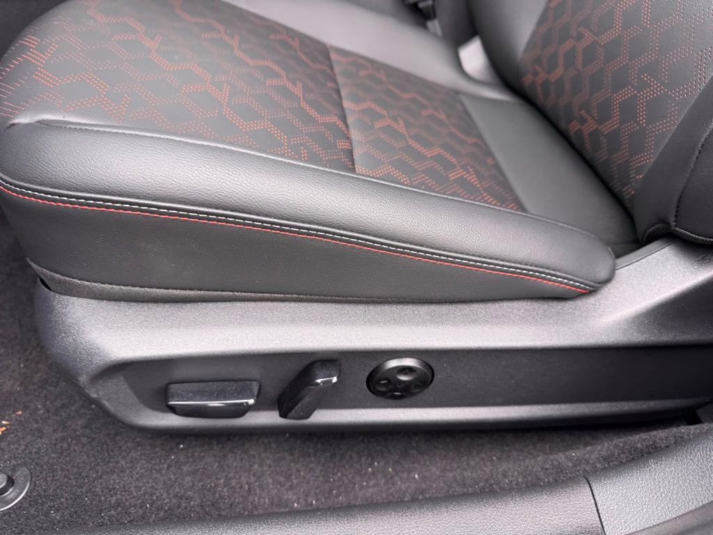 2026 Bluestone Pearl/Super Blk Nissan Sentra SR FWD Sedan