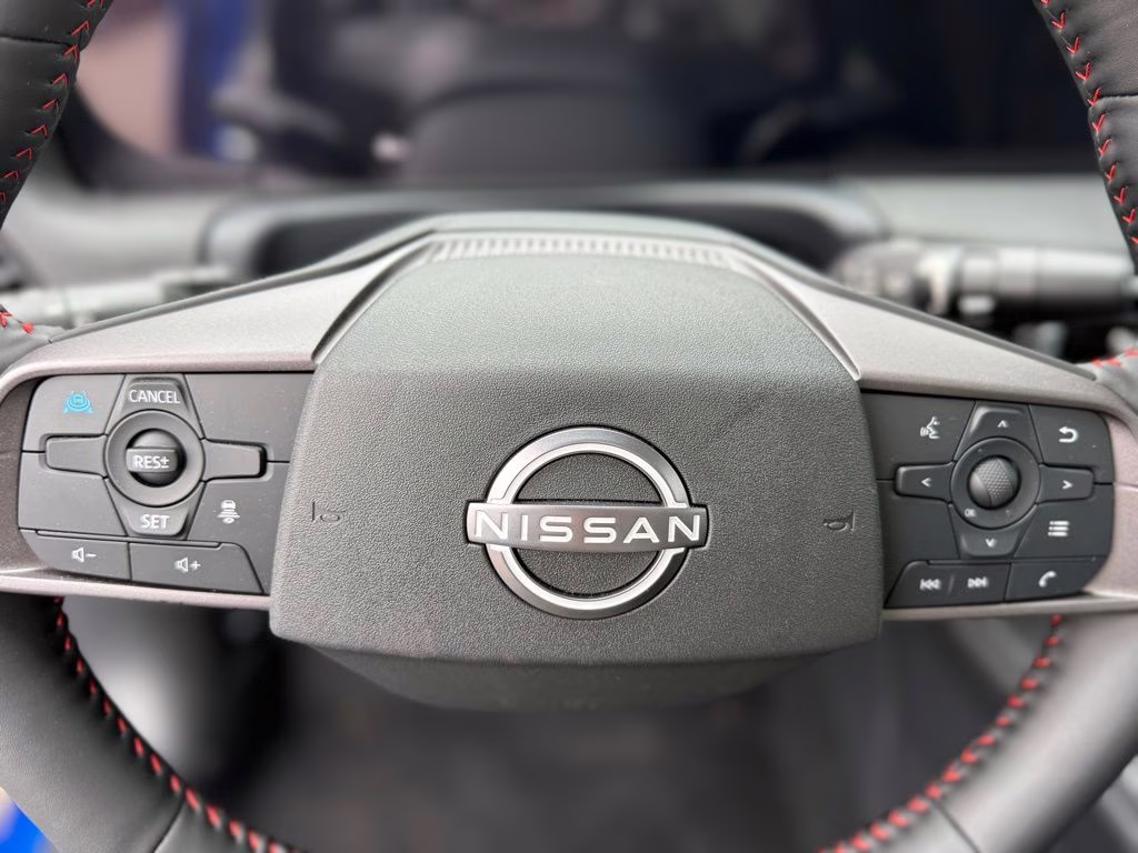 2026 Bluestone Pearl/Super Blk Nissan Sentra SR FWD Sedan