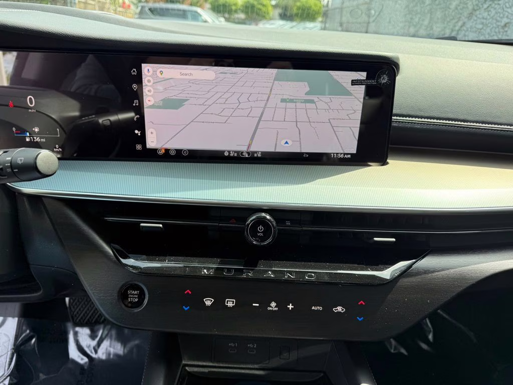 2026 Everest White Pearl/Black Nissan Murano Platinum AWD SUV