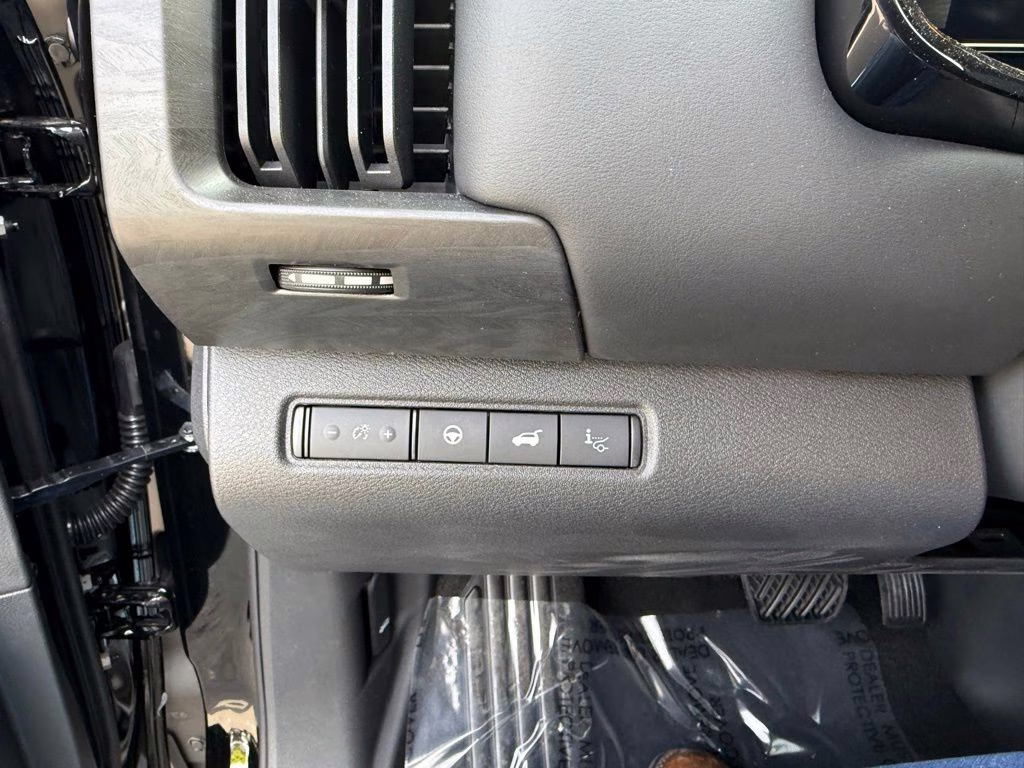 2026 Super Black Nissan Pathfinder Platinum 4X4 SUV