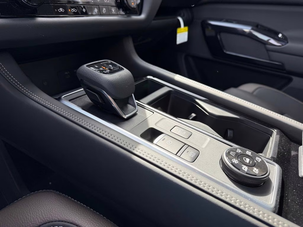 2026 Super Black Nissan Pathfinder Platinum 4X4 SUV