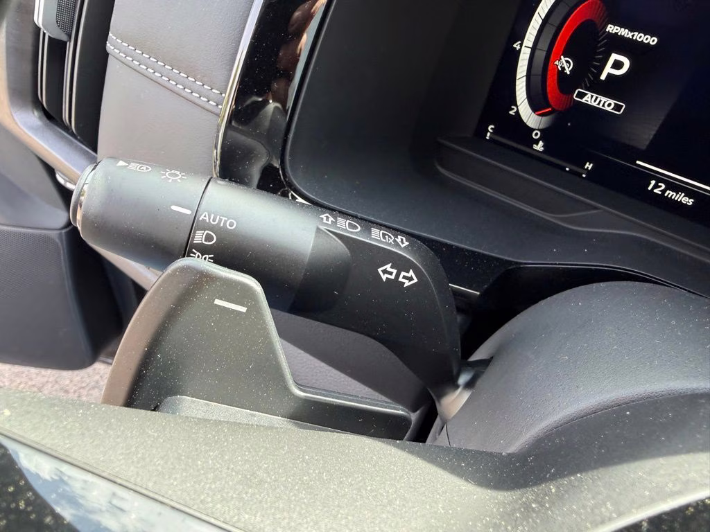 2026 Super Black Nissan Pathfinder Platinum 4X4 SUV