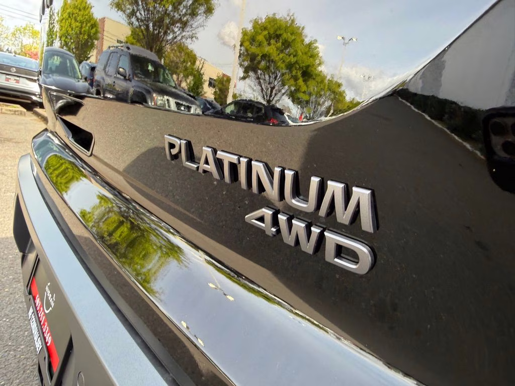 2026 Super Black Nissan Pathfinder Platinum 4X4 SUV