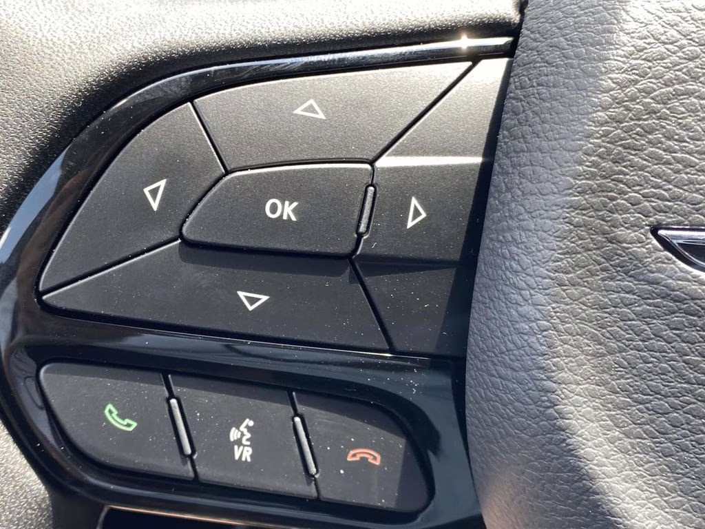 2026 Red Hot Pearlcoat Chrysler Pacifica Limited FWD Van