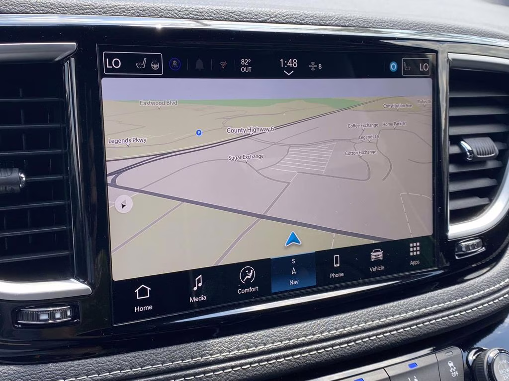 2026 Red Hot Pearlcoat Chrysler Pacifica Limited FWD Van