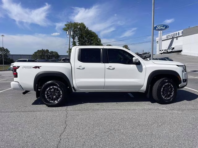 2025 Glacier White Nissan Frontier PRO-4X 4X4 Truck