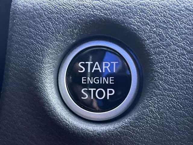 2025 Glacier White Nissan Frontier PRO-4X 4X4 Truck