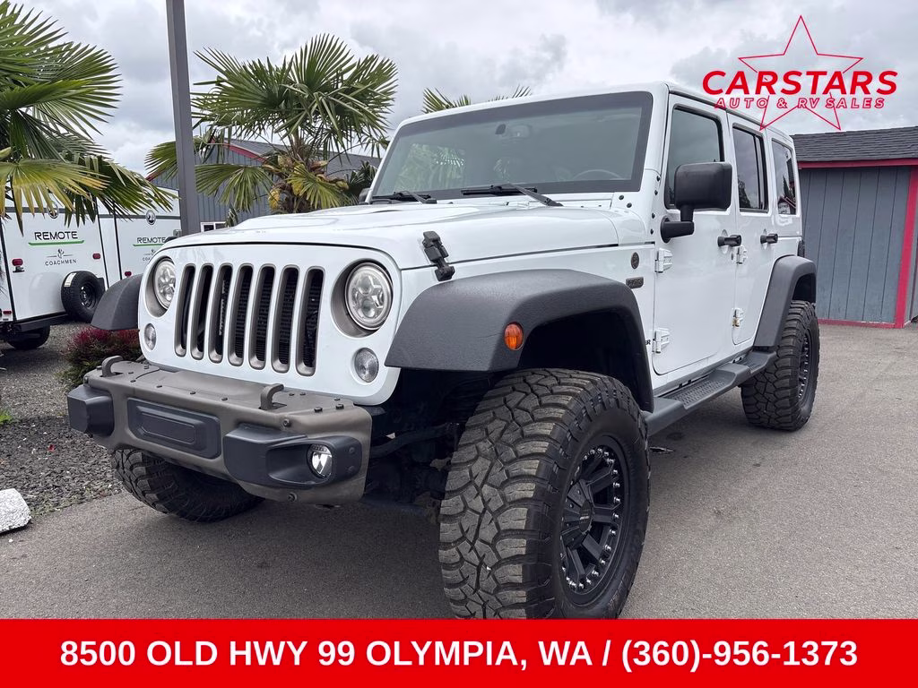 2017 Bright White Clearcoat Jeep Wrangler Unlimited Sahara 4X4 SUV