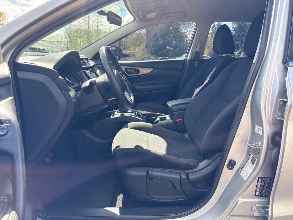 2019 Brilliant Silver Metallic Nissan Rogue Sport S AWD SUV