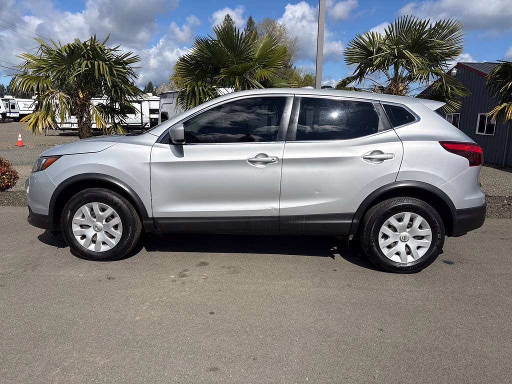 2019 Brilliant Silver Metallic Nissan Rogue Sport S AWD SUV