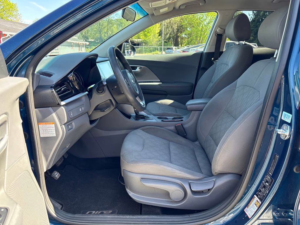 2021 Deep Cerulean Kia Niro LX FWD SUV