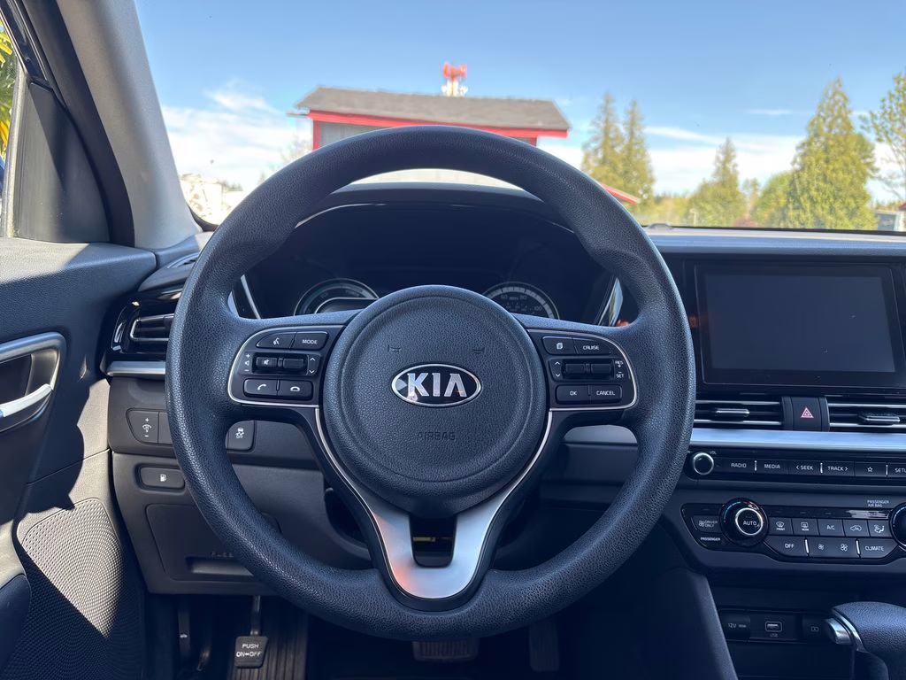 2021 Deep Cerulean Kia Niro LX FWD SUV