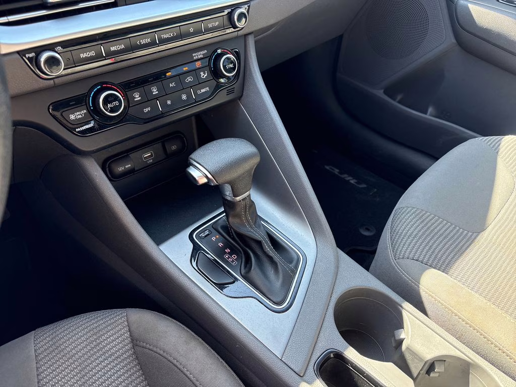 2021 Deep Cerulean Kia Niro LX FWD SUV