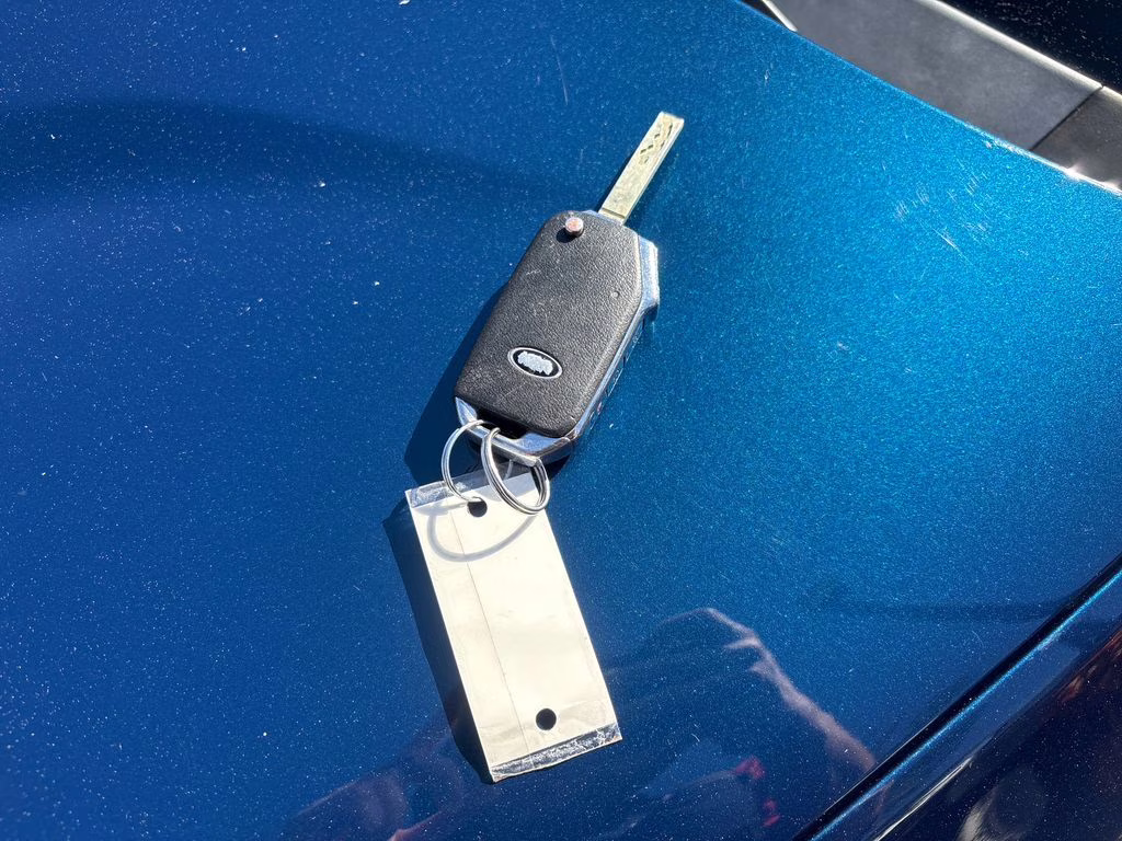 2021 Deep Cerulean Kia Niro LX FWD SUV